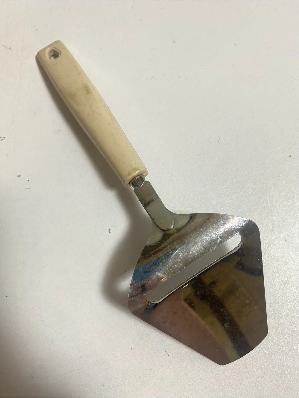 Vintage EKCO USA Cheese Plane Slicer Cream Handle 9”